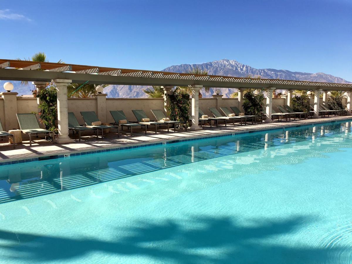 Готель Azure Palm Hot Springs Дезерт-Гот-Спрінґс Екстер'єр фото